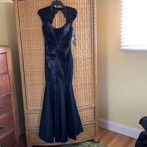 Xscape formal/wedding/New Years mermaid dress